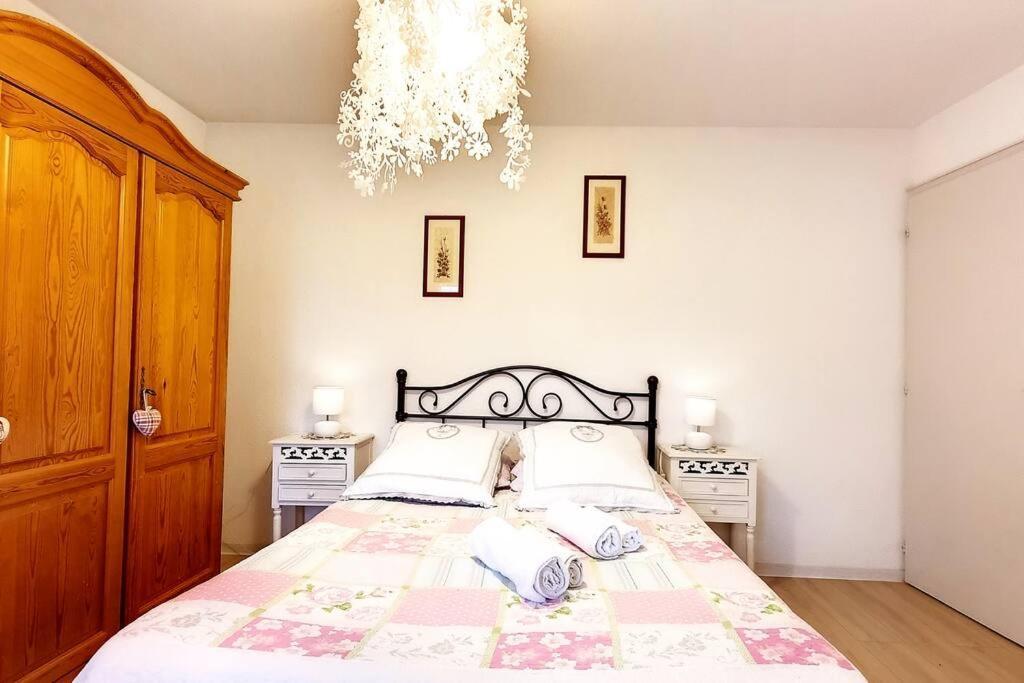 Chez Romane - Appartement Avec Parking Riquewihr Bagian luar foto